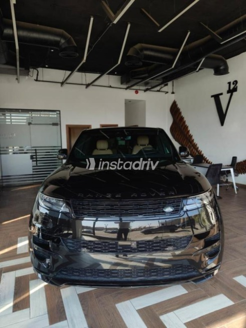 Land Rover Range Rover Sport 2023 Black Automatic Used for Sale in Cairo - 1