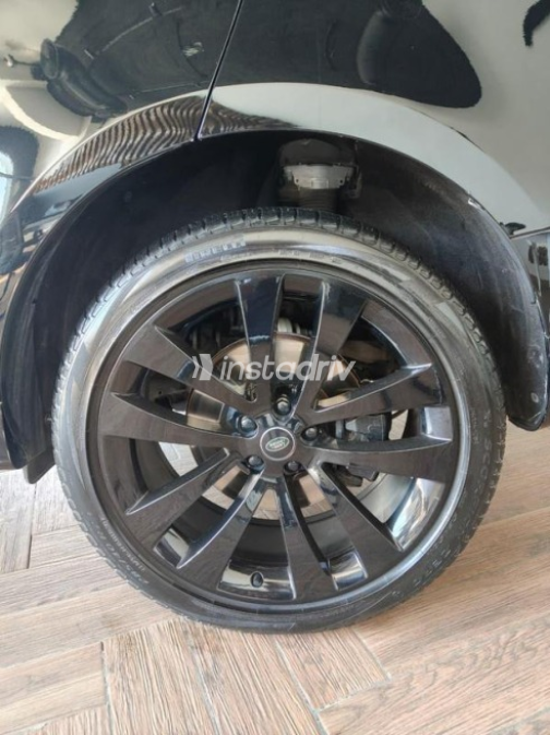 Land Rover Range Rover Sport 2023 Black Automatic Used for Sale in Cairo - 5