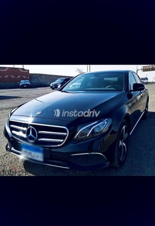 Mercedes 200 2020 Black Automatic Used for Sale in Mohandessin - 2