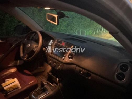 Volkswagen Tiguan 2010 White Automatic Used for Sale in Maadi - 4