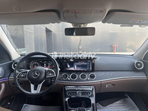Mercedes E 180 2019 White Automatic Used for Sale in Greater Cairo ( Cairo + Giza) - 10