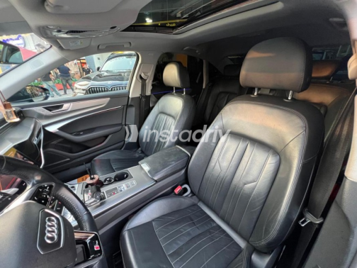 Audi A6 2020 Dark Blue Automatic Used for Sale in Cairo - 3