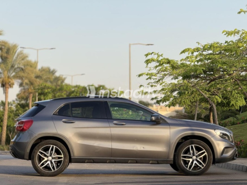 Mercedes GLA 200 2015 Gray Automatic Used for Sale in Cairo - 10