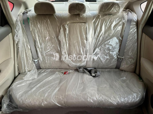 Nissan Sentra 2027 Gray Automatic Used for Sale in 6 October - 4