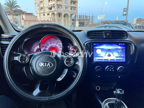 Kia Soul 2017 White Automatic Used for Sale in Greater Cairo ( Cairo + Giza) - 3