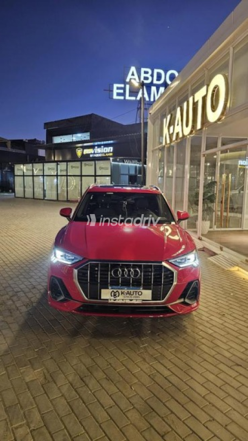 اودي Q3 2025 أحمر أوتوماتيك مستعملة للبيع في مدينة الشيخ زايد - 1