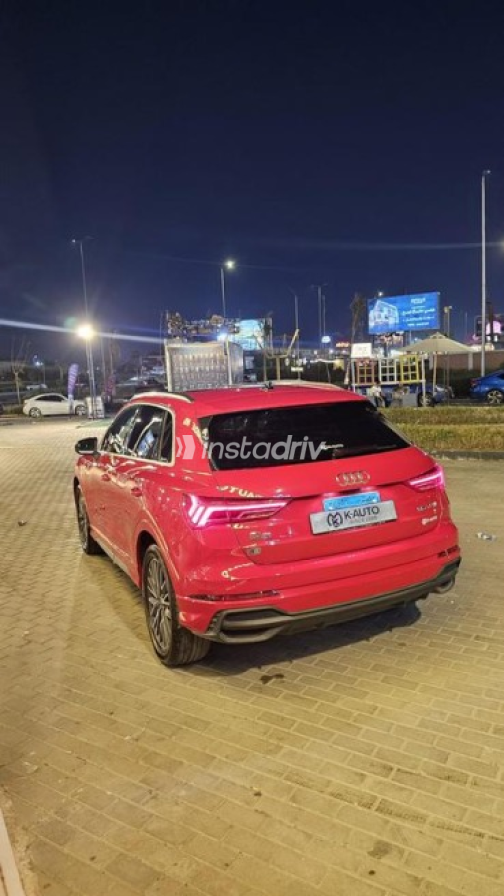 اودي Q3 2025 أحمر أوتوماتيك مستعملة للبيع في مدينة الشيخ زايد - 6