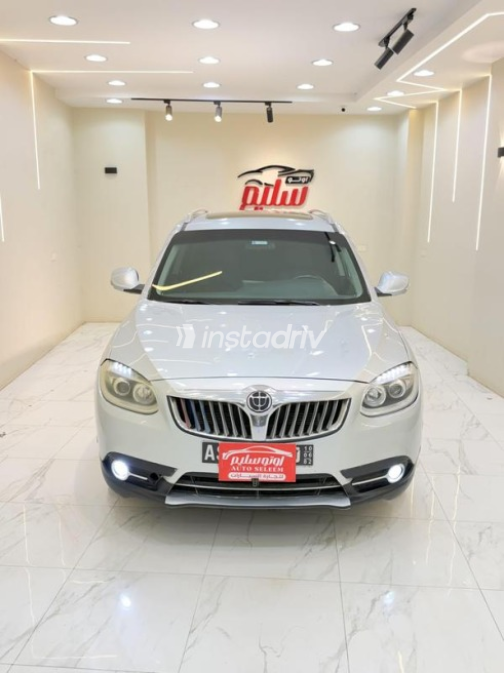 Brilliance V5 2015 White Automatic Used for Sale in Menouf - 2