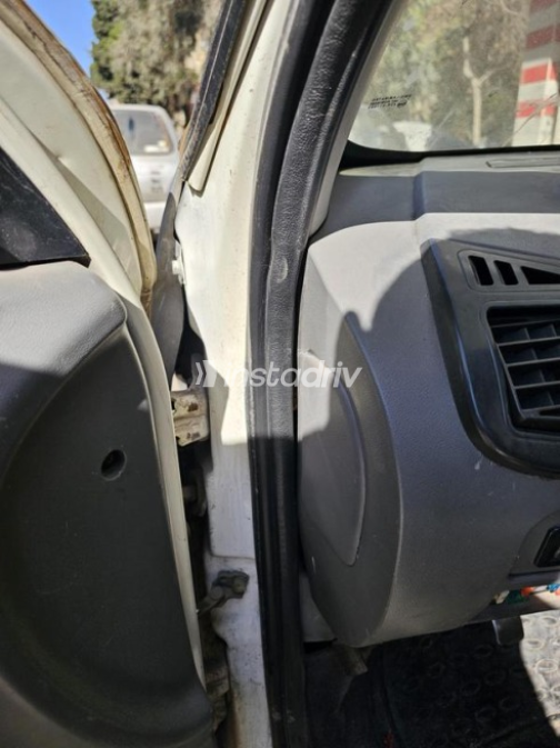 Kia Saipa 2014 Silver Manual Used for Sale in Greater Cairo ( Cairo + Giza) - 3