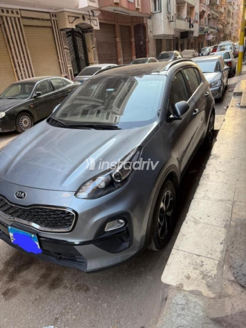 Kia Sportage 2021 White Automatic Used for Sale in Greater Cairo ( Cairo + Giza) - 3