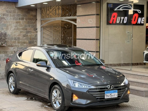 Hyundai Elantra 2026 Gray Automatic Used for Sale in Cairo - 6