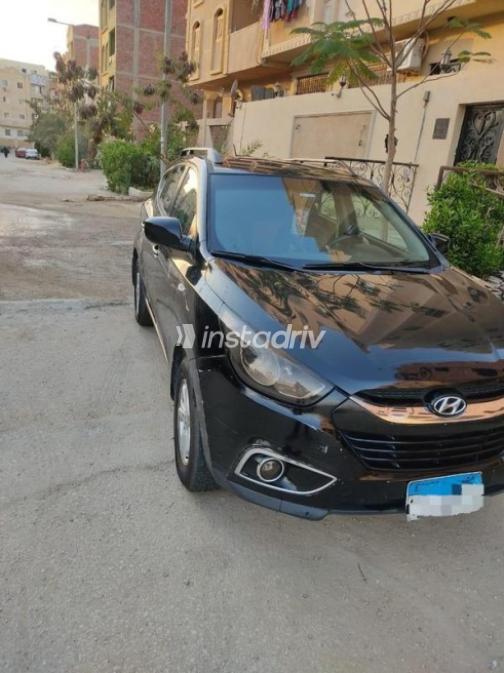 هيونداي IX 35 2014 أسود أوتوماتيك مستعملة للبيع في حدائق اكتوبر - 3