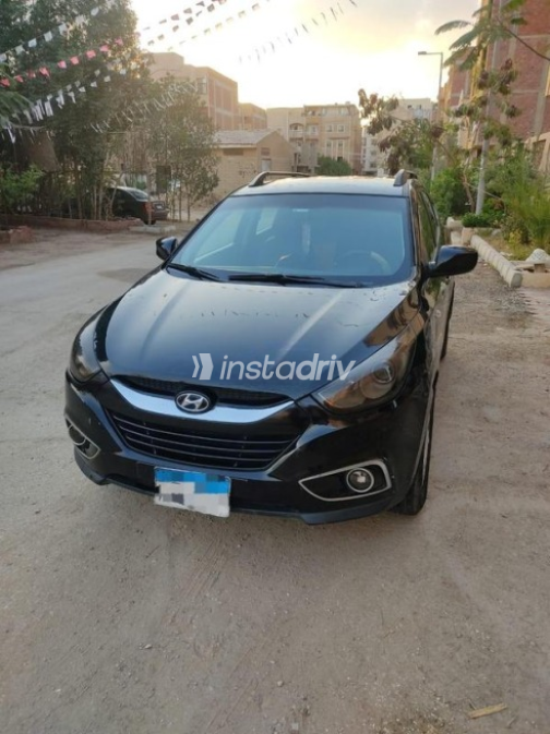 هيونداي IX 35 2014 أسود أوتوماتيك مستعملة للبيع في حدائق اكتوبر - 4