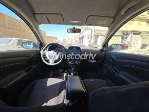 Nissan Sunny 2018 White Automatic Used for Sale in Greater Cairo ( Cairo + Giza) - 2