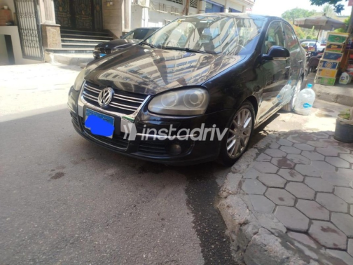 Volkswagen Jetta 2011 Black Automatic Used for Sale in Mokattam - 3