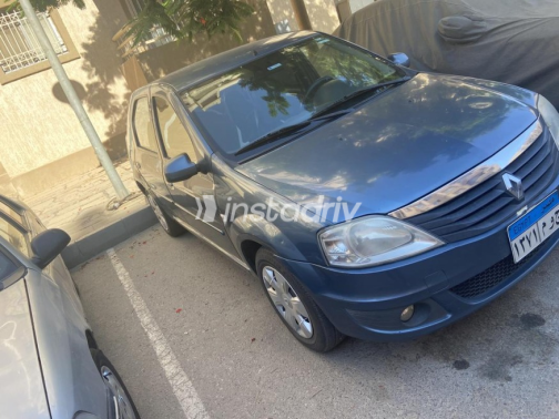 Renault Logan 2014 Dark Blue Manual Used for Sale in Cairo - 3