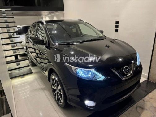 Nissan Qashqai 2015 Black Automatic Used for Sale in Alexandria - 4
