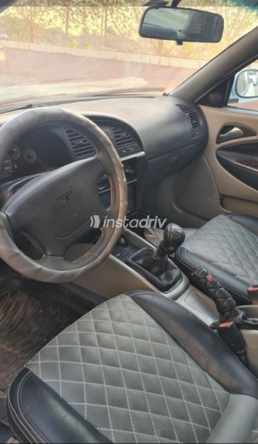 Daewoo Nubira 2 2001 White Manual Used for Sale in Tanta - 4