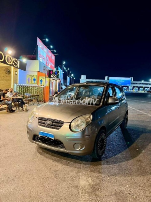 Kia Picanto 2011 Gray Automatic Used for Sale in El Haram - 7
