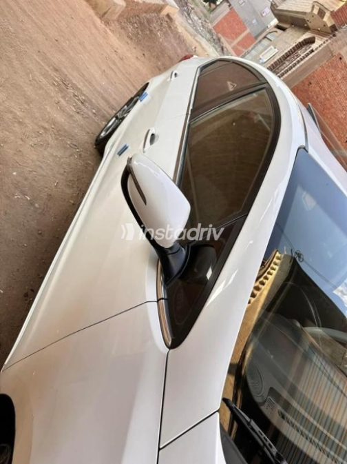 Kia Cerato 2016 White Automatic Used for Sale in Giza - 6