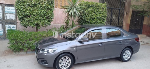 Peugeot 301 2019 White Automatic Used for Sale in Greater Cairo ( Cairo + Giza) - 2