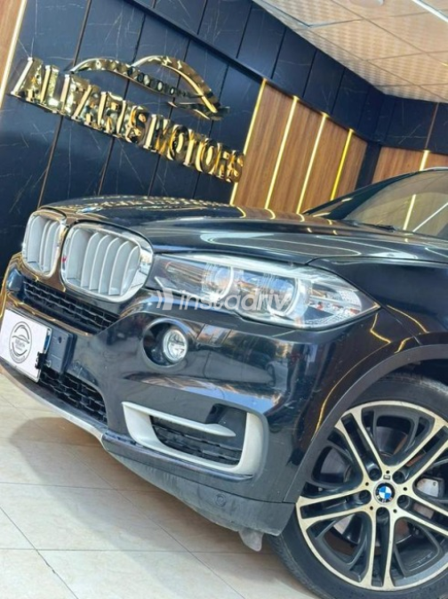 بي ام دبليو X5 2016 أسود أوتوماتيك مستعملة للبيع في القاهرة - 5