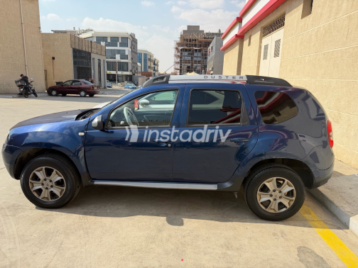 Renault Duster 2018 Blue Automatic Used for Sale in Cairo - 4