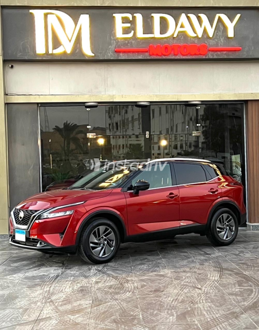 نيسان قشقاي 2024 أحمر CVT مستعملة للبيع في القاهرة - 8