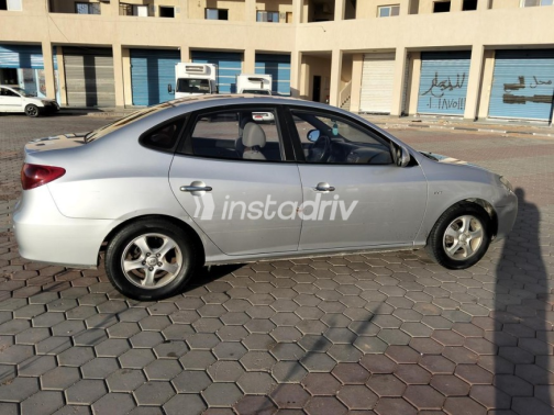 Hyundai Avante 2010 Silver Automatic Used for Sale in Hurghada - 1