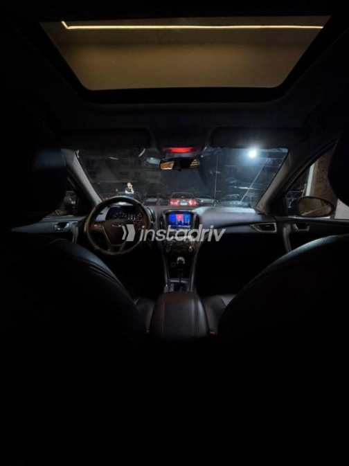 Chery Arrizo 5 2025 Dark Red Automatic Used for Sale in Nasr city - 6