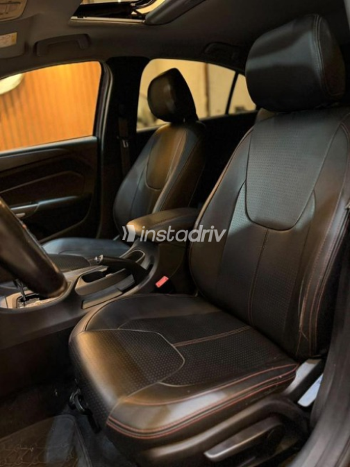 Chery Arrizo 5 2025 Dark Red Automatic Used for Sale in Nasr city - 7