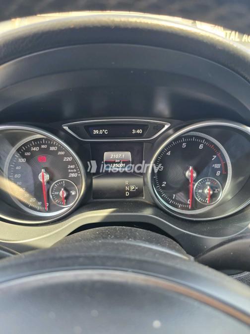 Mercedes GLA 200 2019 Silver Automatic Used for Sale in Giza - 7