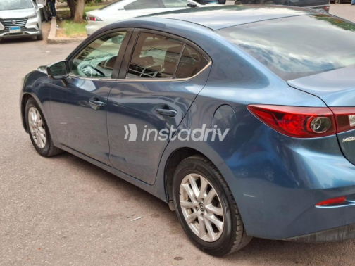 Mazda 3 2019 Dark Blue Automatic Used for Sale in Heliopolis - 7