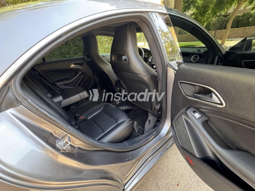 مرسيدس CLA 180 2019 رمادي أوتوماتيك مستعملة للبيع في مدينتى - 8