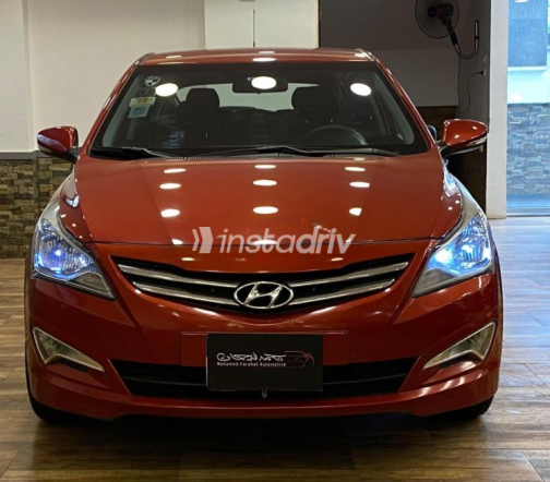 Hyundai Solaris 2017 Red Automatic Used for Sale in Heliopolis - 1