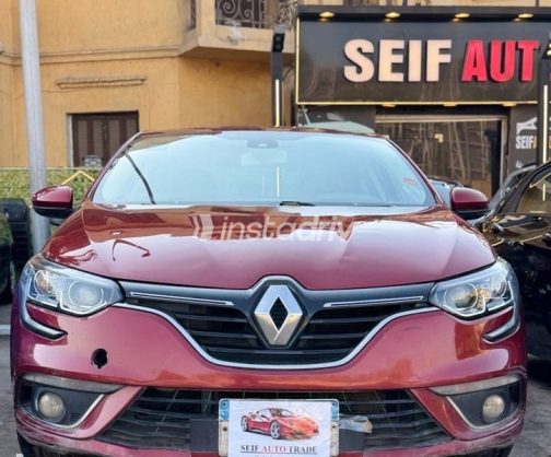 Renault Megane 2018 Dark Red Automatic Used for Sale in Heliopolis - 1