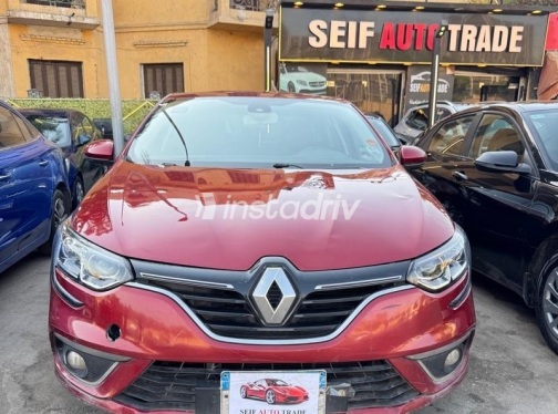 Renault Megane 2018 Dark Red Automatic Used for Sale in Heliopolis - 3