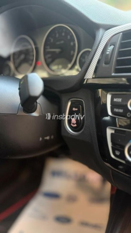 BMW 320 2019 Gray Automatic Used for Sale in Cairo - 8