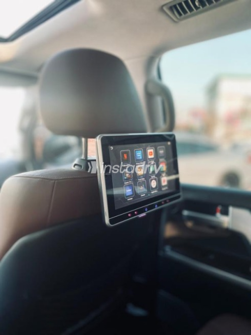 Toyota Land Cruiser 2021 White Automatic Used for Sale in Sheikh Zayed City - 9