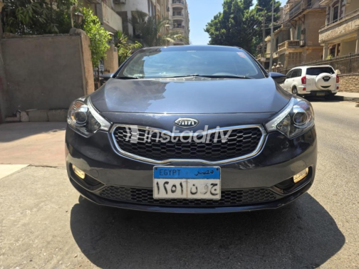 Kia Cerato 2016 Gray Automatic Used for Sale in Heliopolis - 1