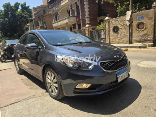 Kia Cerato 2016 Gray Automatic Used for Sale in Heliopolis - 2