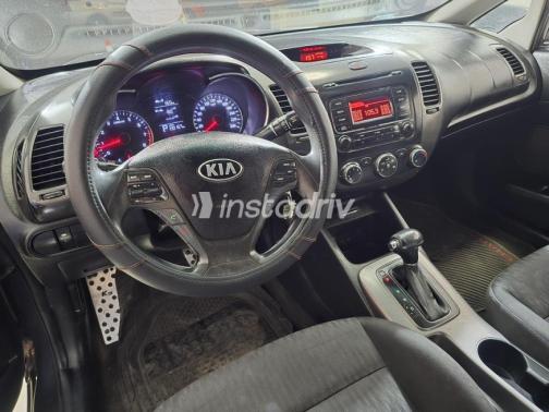 Kia Cerato 2016 Gray Automatic Used for Sale in Heliopolis - 9