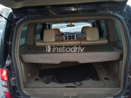 Jeep Cherokee 2010 Black Automatic Used for Sale in Nasr city - 10