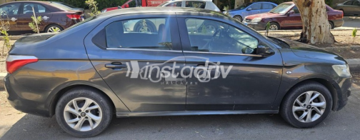 Citroën C Elysee 2015 Dark Gray Automatic Used for Sale in Maadi - 2