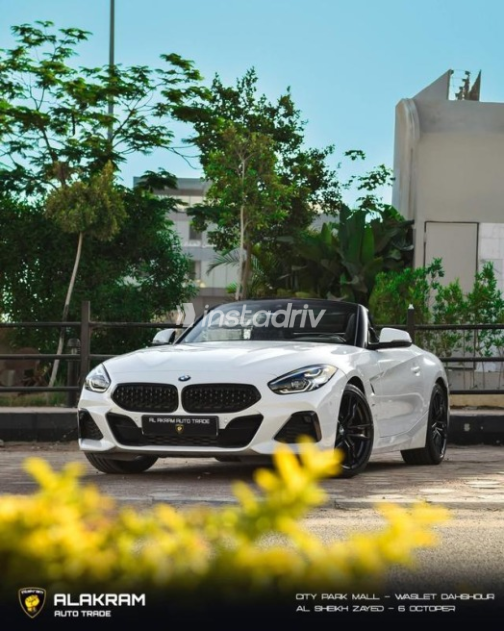BMW Z4 2022 White Automatic Used for Sale in 6 October - 1