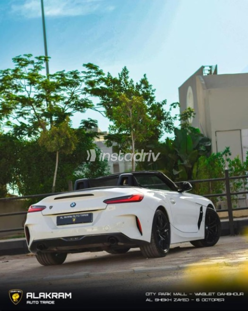 BMW Z4 2022 White Automatic Used for Sale in 6 October - 6