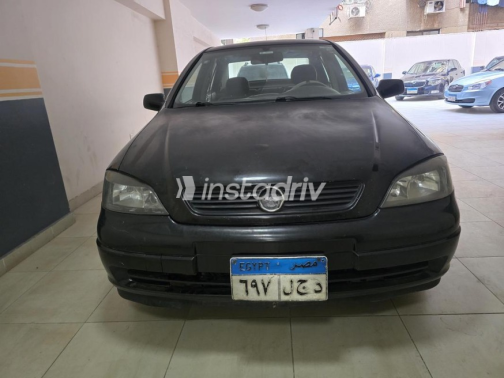 Opel Astra 2001 Black Manual Used for Sale in Heliopolis - 7