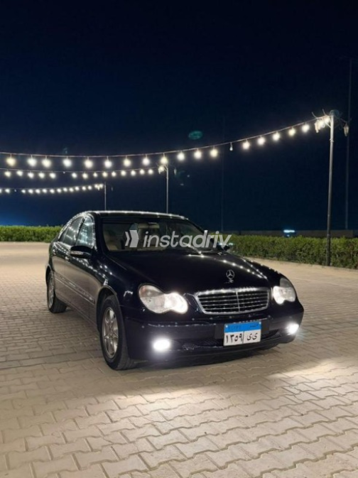 Mercedes 180 2003 Dark Blue Automatic Used for Sale in Giza - 7