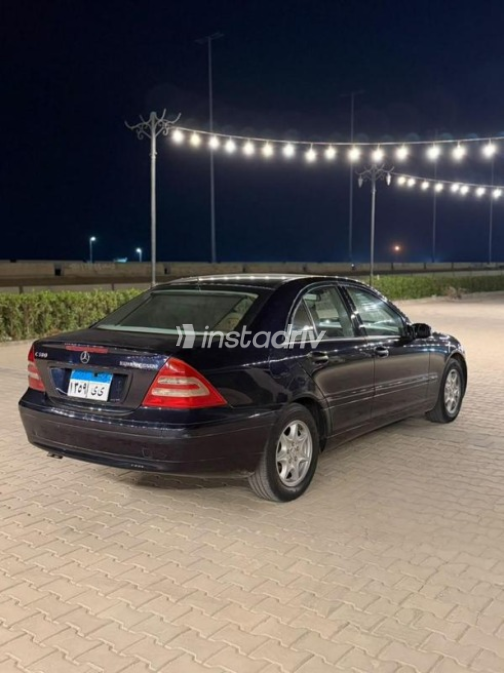 Mercedes 180 2003 Dark Blue Automatic Used for Sale in Giza - 10