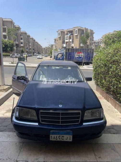 Mercedes C 180 1999 Dark Blue Automatic Used for Sale in Cairo - 2